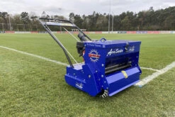 Pedestrian AeraSeeder -Felco Shop Aeraseeder 1 1 82246.1659659647