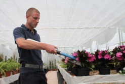 Handheld Topdressing Fertiliser Dispenser (Short) -Felco Shop fertilEasy02 72841.1656574251