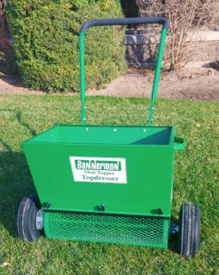 Mini Topper Topdresser 68 Litre, 600mm Width -Felco Shop mini topper 20221122 133144 72358.1669767016